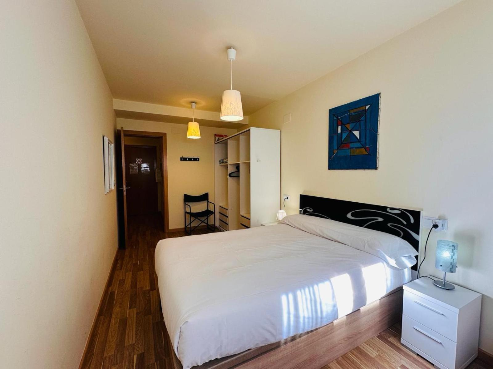 Bonito Apartamento En アインサ エクステリア 写真